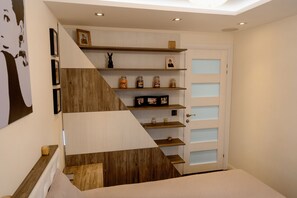 1 bedroom, desk, iron/ironing board, free WiFi
