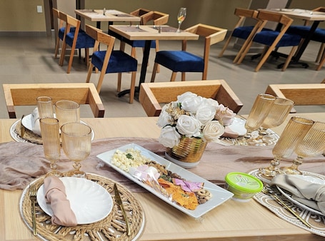 Restaurant. Tacoa Boutique Hotel