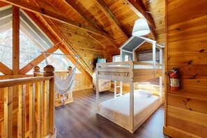 3 chambres, fer et planche Ă repasser, accĂšs Internet, draps fournis
