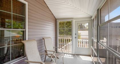 Dog-friendly Rehoboth Beach cottage steps from the beach & boardwalk