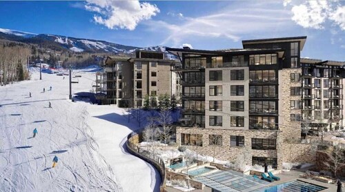 Luxury 2bd 2ba Ski In & Ski Out 60