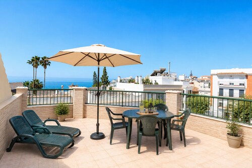 1002 Casa Miramar