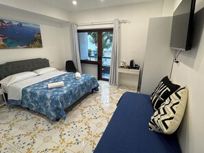Superior Room, Balcony, City View | Minibar, desk, soundproofing, iron/ironing board - Angela House Sorrento Center (Sorrento)