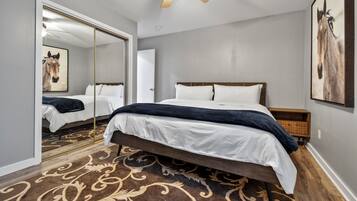 Condo | 2 bedrooms, free WiFi