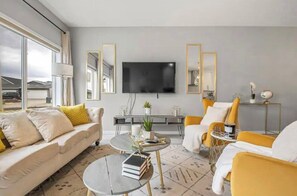 Luxury House | Living area - Luxury Modern Home - Livingstone (Calgary)