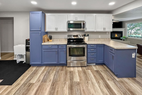 Frigorífic, microones, forn i placa de cuina