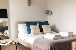 Room - PBC | Modern Studio Apartment in Paddington DT9 (London)