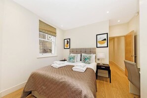 2 bedrooms - PBC | Luxury Two Bedroom Apartment in Soho GT4 (London)