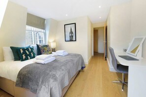 2 bedrooms