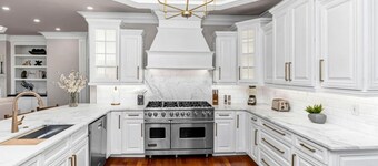 The Wren | 2 BR 2.5 BA | Newly Renovated w/ Hot Tub