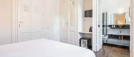 Deluxe-Zimmer | 1 Schlafzimmer, Schreibtisch, laptopgeeigneter Arbeitsplatz