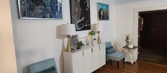 Spacious 4-bedroom house in the heart of the Garden District with ample parking.