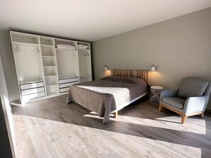 4 chambres, lit parapluie, Wi-Fi