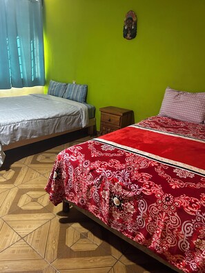 7 bedrooms, WiFi, bed sheets