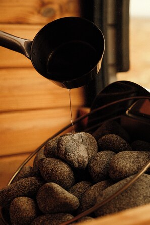 Exterior - Tiny Glass Lodge (Selfoss)