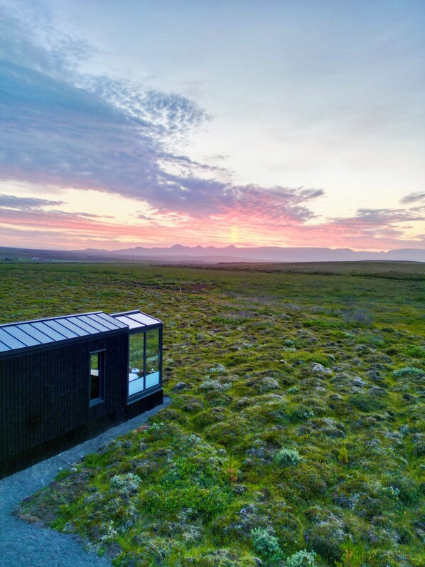 Exterior - Tiny Glass Lodge (Selfoss)