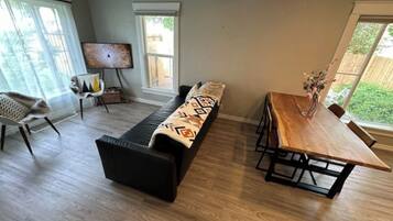 Smart TV, video library