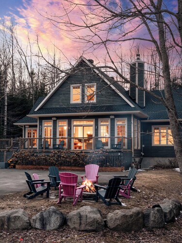 Mont-Blanc | Le Geais Bleu - 15 Mins to Tremblant - Spa & Billiards