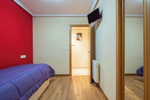 2 bedrooms, free WiFi, bed sheets