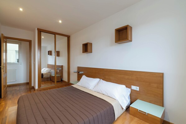 2 bedrooms, free WiFi, bed sheets