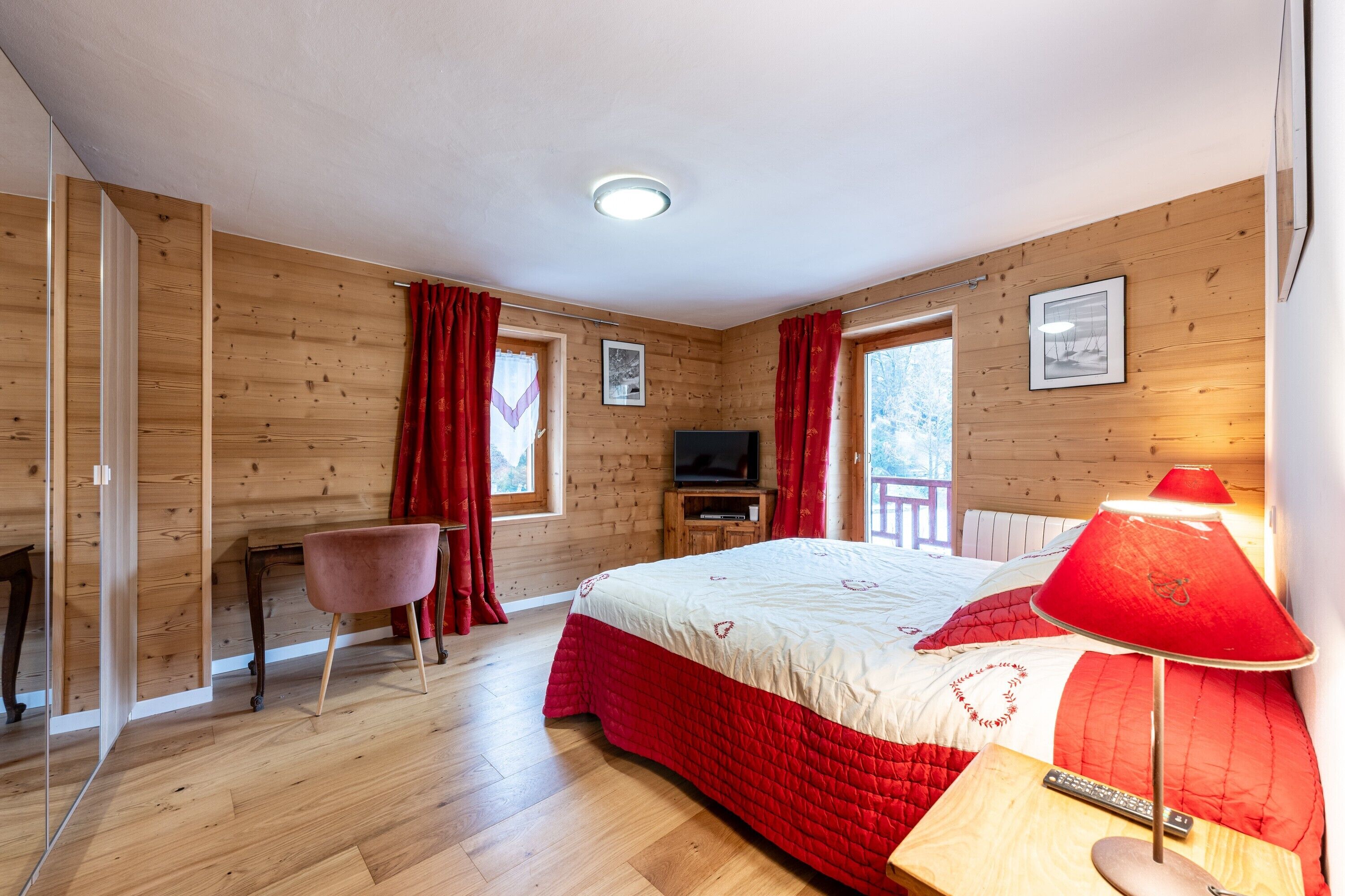 2 habitaciones, tabla de planchar con plancha y wifi gratis 