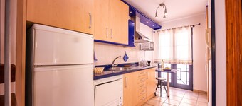 Apartment 'Nautilus 6' with Sea View, Private Terrace and Wi-Fi