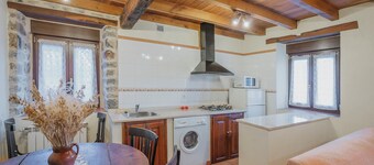 Maison de campagne "Lope" avec vue sur les montagnes, jardin privé et Wi-Fi