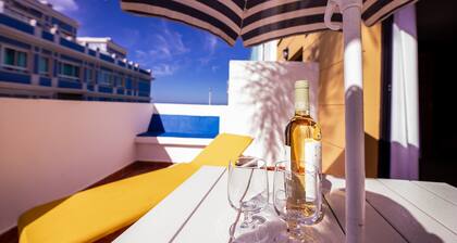 Apartment 'Nautilus 2' with Sea View, Private Terrace and Wi-Fi