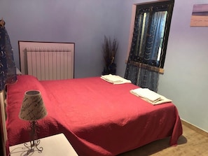 2 bedrooms, WiFi, bed sheets