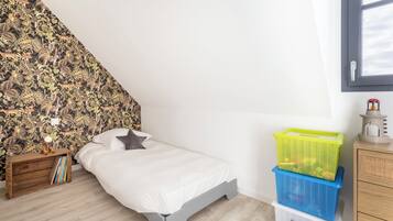 4 habitaciones, tabla de planchar con plancha y wifi gratis