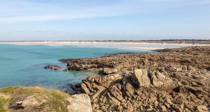 Ô Vagues de la Torche – Sauna – 300m from Pors Carn Beach – 4 Bedrooms