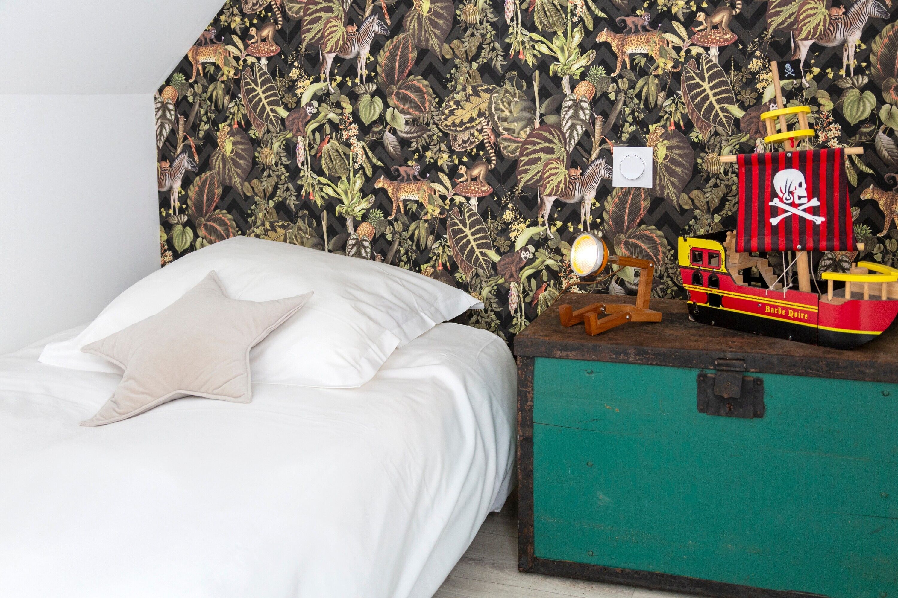 4 habitaciones, tabla de planchar con plancha y wifi gratis 