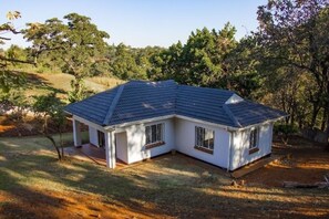 Exterior - Mountain View 2 Bedroom House Holiday Home

 (Harare)