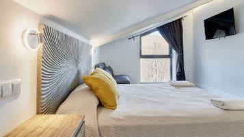 6 slaapkamers, een strijkplank/strijkijzer, gratis wifi, beddengoed