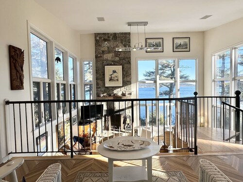 4 BR Waterfront Unique House + Dock! [Osprey Cove]