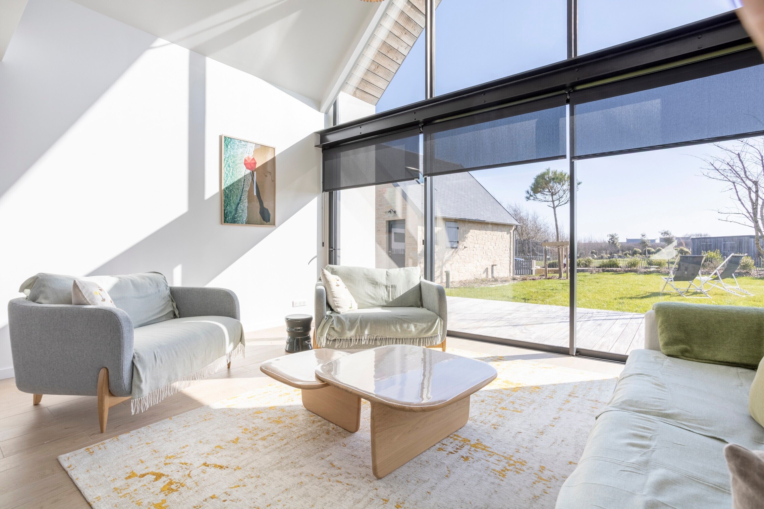 Televisie en een open haard