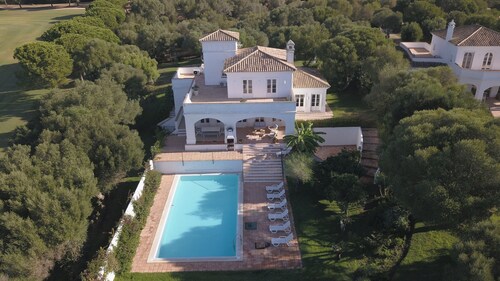 Maison de vacances 'Albatros' avec piscine privée, Wi-Fi et climatisation