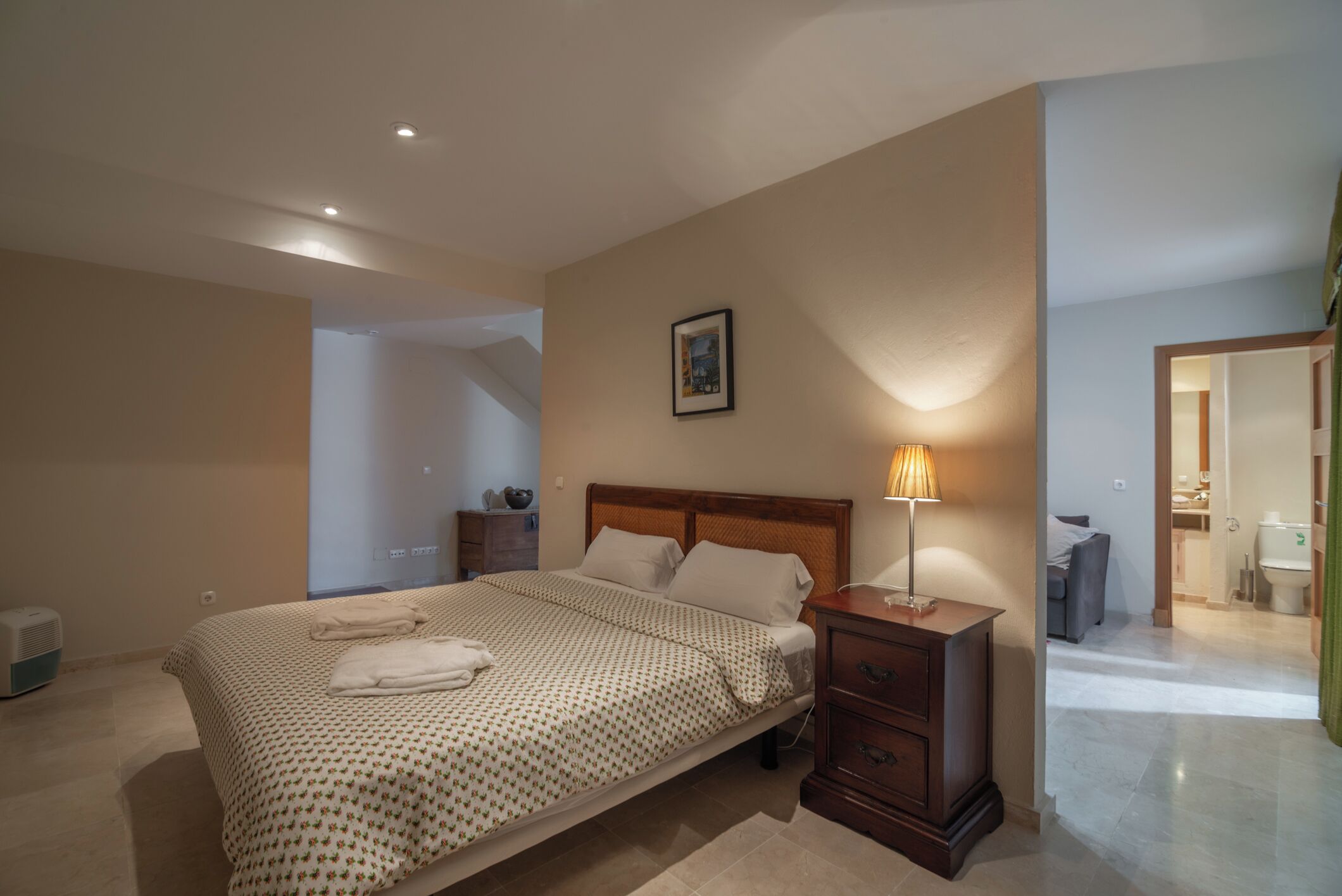 3 soverom, strykejern/-brett, wi-fi (inkludert) og sengetøy