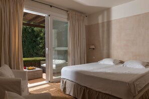 4 chambres, fer et planche à repasser, Wi-Fi gratuit, draps fournis