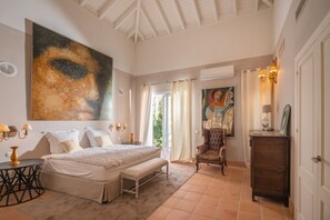 4 quartos, ferros/tábuas de passar roupa, Wi-Fi de cortesia