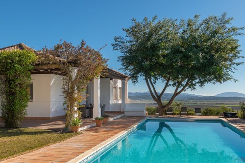Holiday Home 'Dalia' with Private Pool, Wi-Fi and Air Conditioning