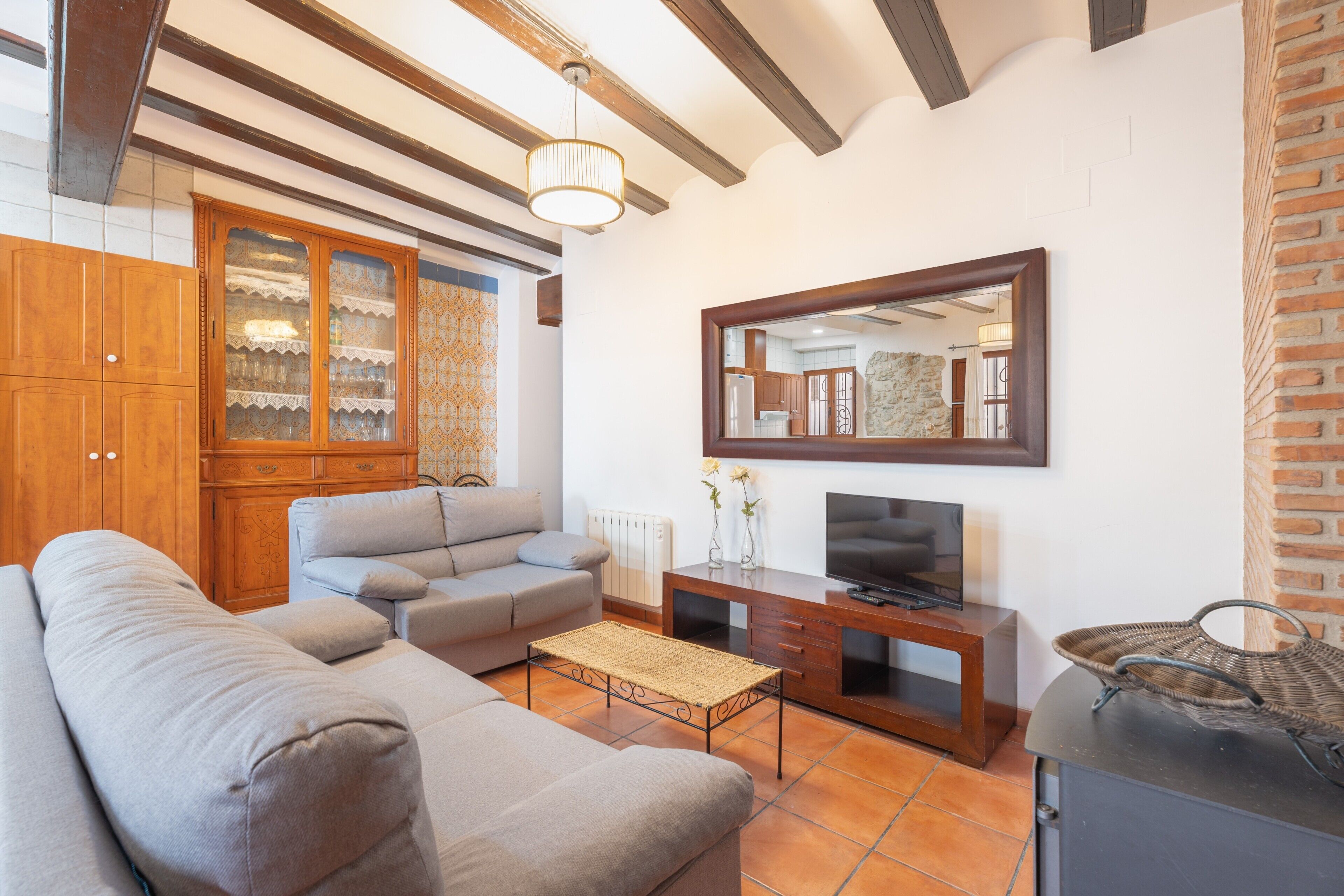 Télévision, cheminée