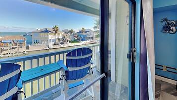 Condo (1 Bedroom) | Tiện nghi, dịch vụ nơi lưu trú