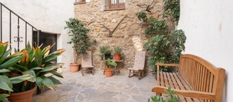 Country House 'Cueva Del Gollisno' with Mountain View and Wi-Fi