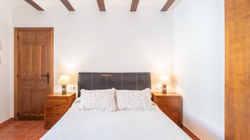 2 Schlafzimmer, Bügeleisen/Bügelbrett, kostenloses WLAN, Bettwäsche