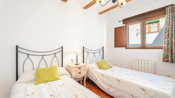 3 chambres, Wi-Fi gratuit, draps fournis