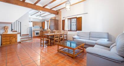 Country House 'Cueva De La Portería' with Mountain View and Wi-Fi