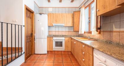 Country House 'Cueva De La Portería' with Mountain View and Wi-Fi