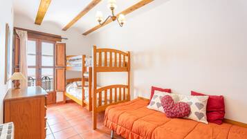 3 sovrum, gratis wi-fi och sängkläder