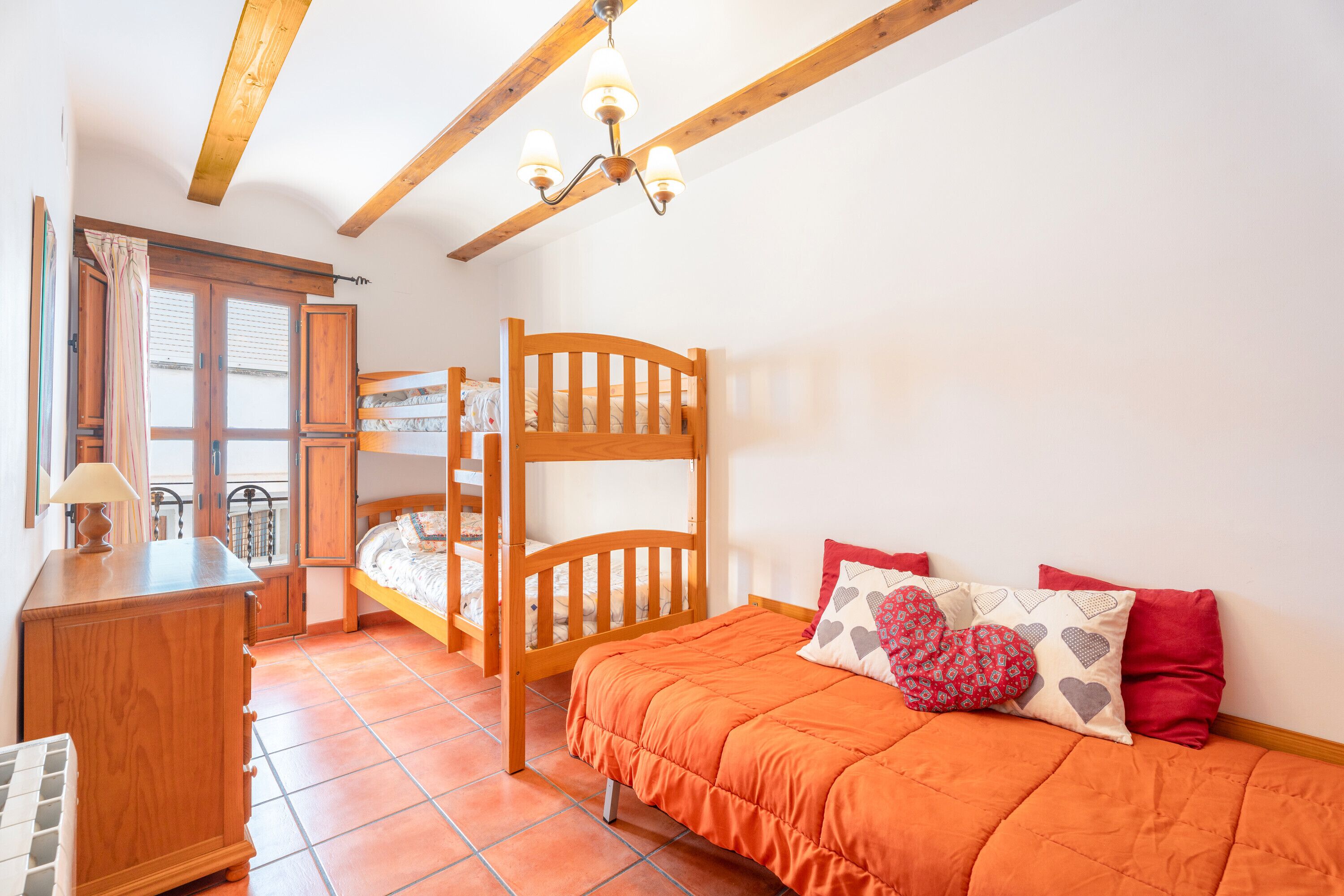 3 slaapkamers, gratis wifi, beddengoed